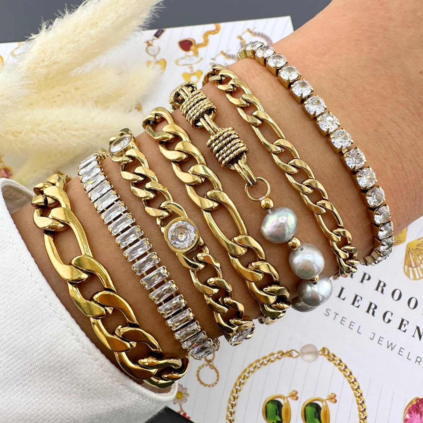 Luxe Link Contrast Bracelet - Gold Plated & Stainless Steel