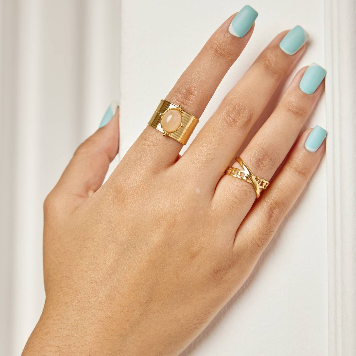 Stylish Interlinked Chain ring