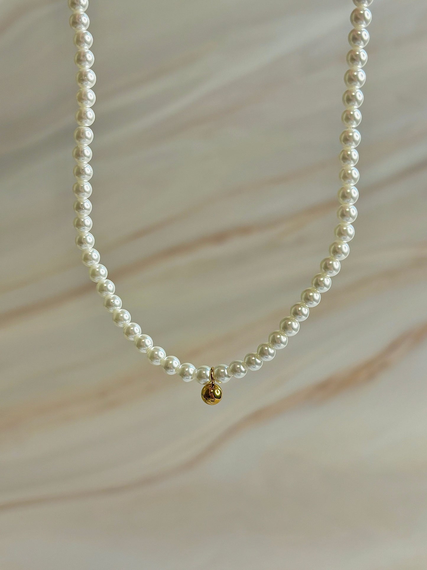 Luminous Pearl Ball Necklace - Timeless Elegance